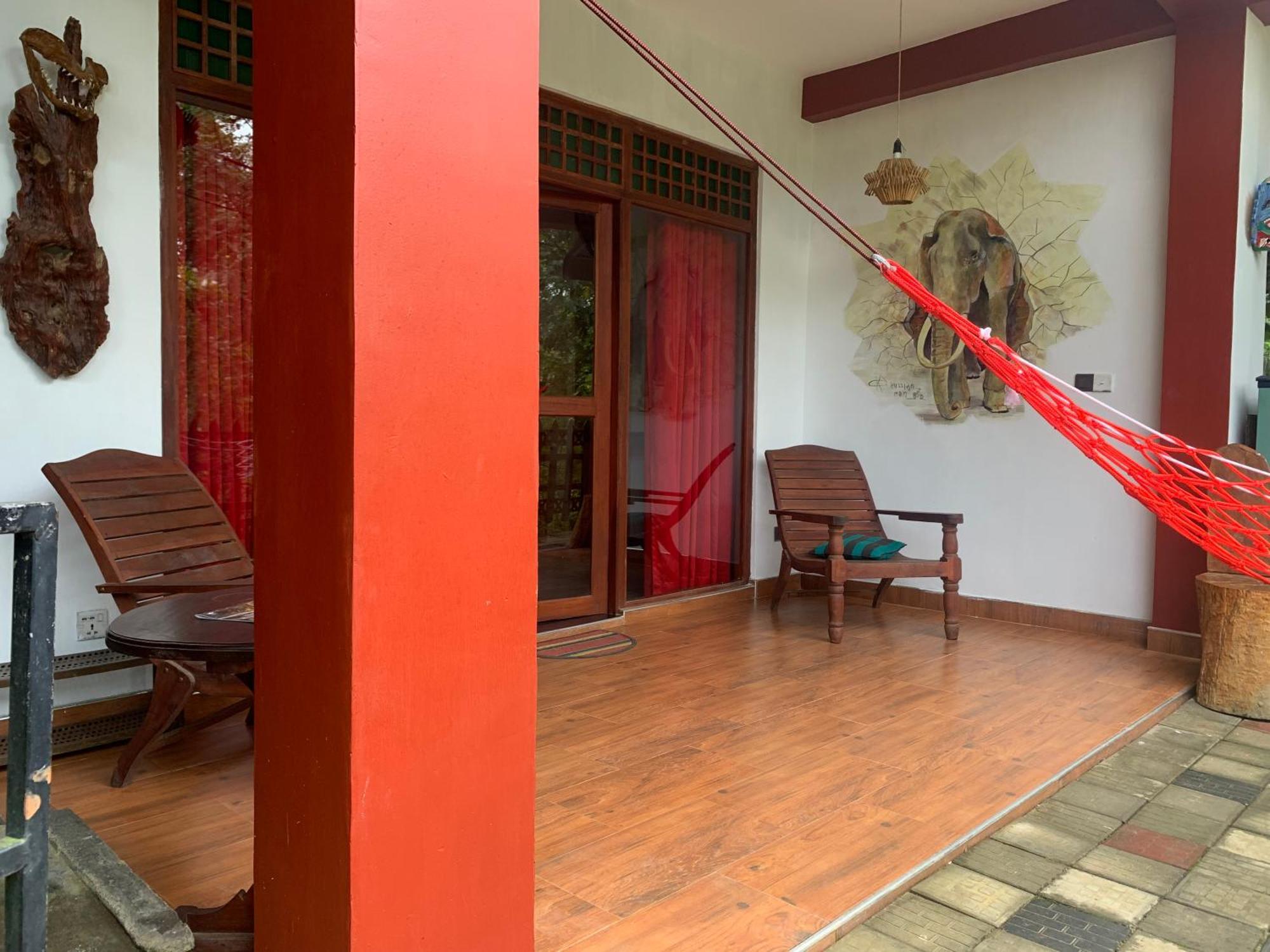 Mc Queen Homestay エッラ エクステリア 写真